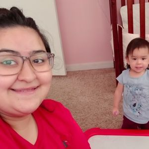 Meet your Posher, Adriana